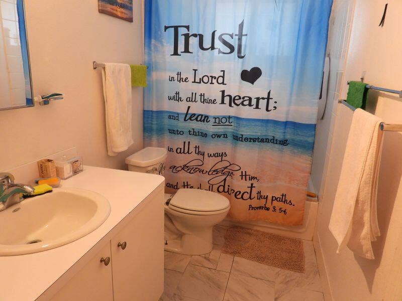 2764 NW 1st Court, Pompano Beach, FL 33069 Full Bath