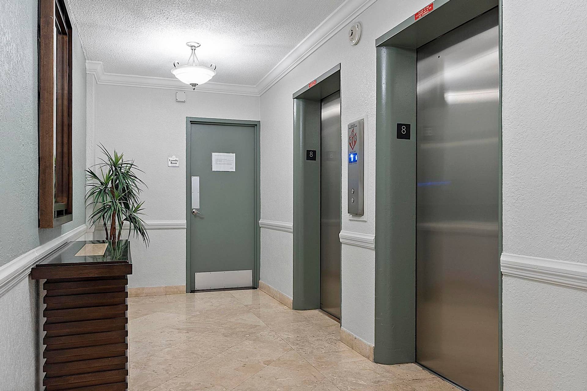 2900 NE 30th Street, #Apt 8j, Fort Lauderdale, FL 33306 2900 NE 30th St - # 8J - 147