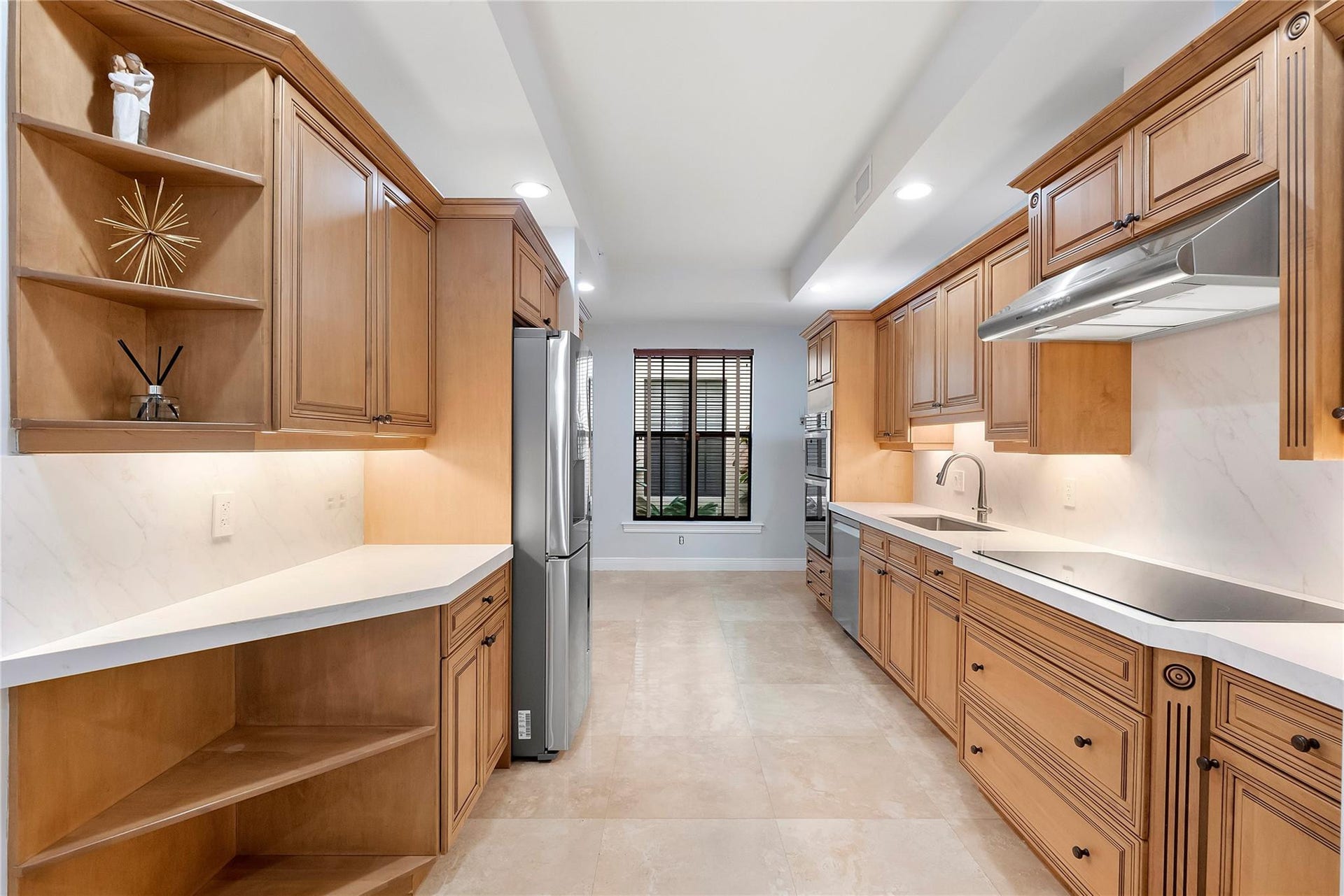 430 NE 7th Avenue, #430, Fort Lauderdale, FL 33301 Photo 9