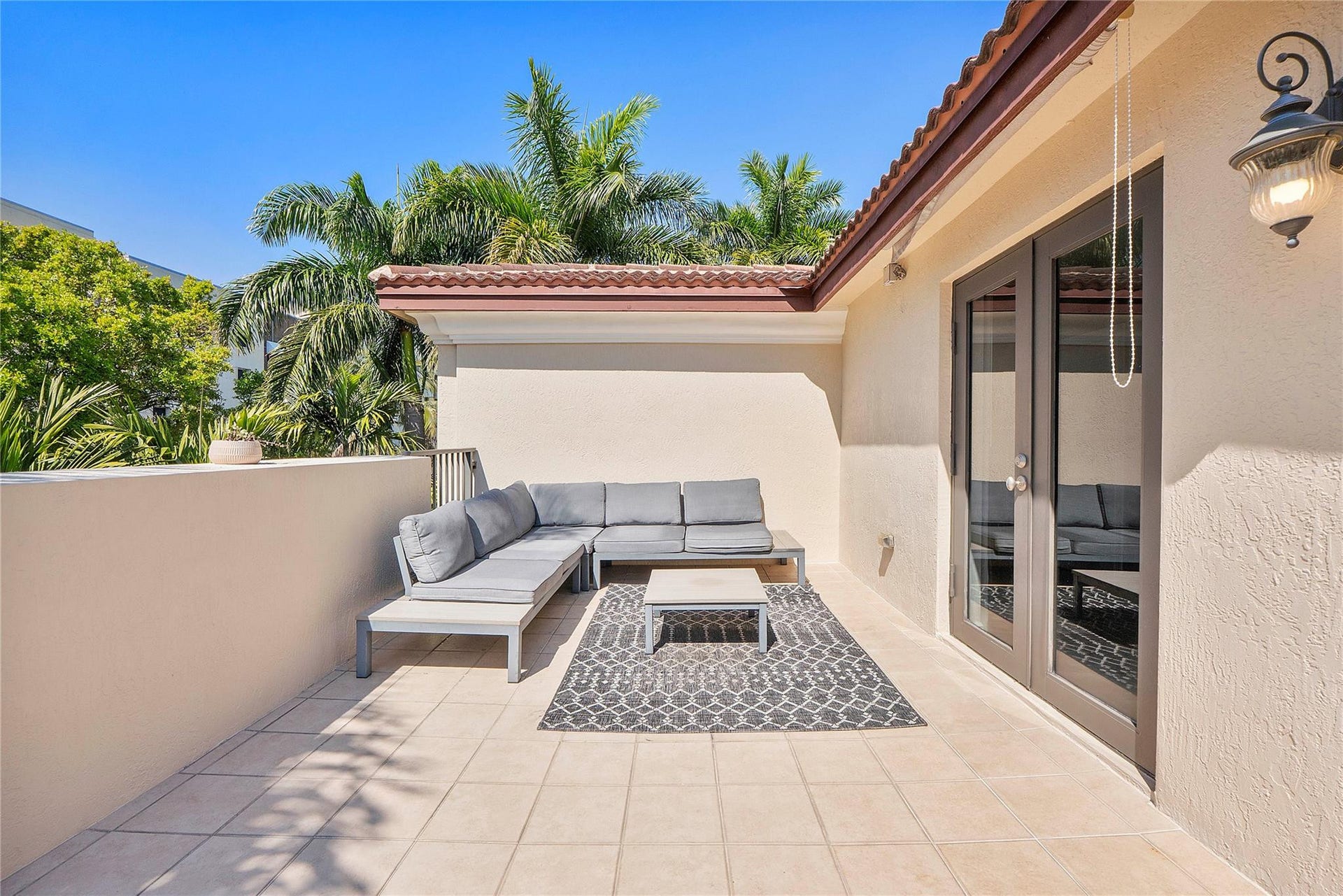 430 NE 7th Avenue, #430, Fort Lauderdale, FL 33301 Photo 25