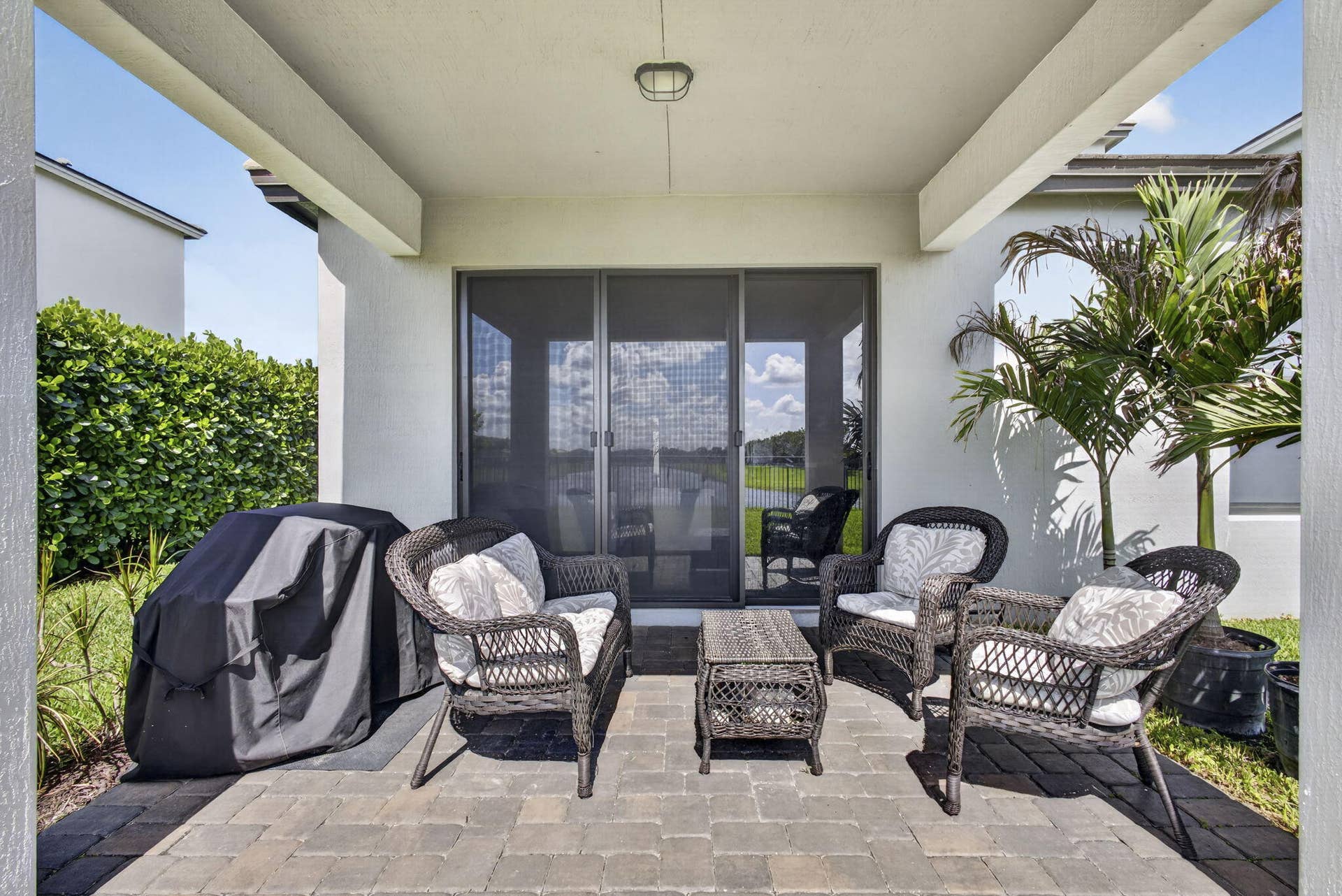 4828 Sand Dollar Dr