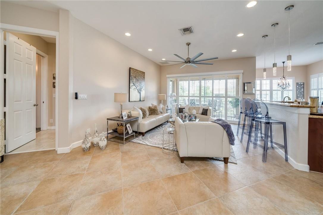 8012 NW 128th Lane, Parkland, FL 33076 Photo 7