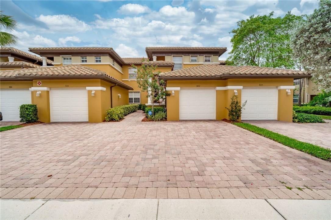 8012 NW 128th Lane, Parkland, FL 33076 Photo 1