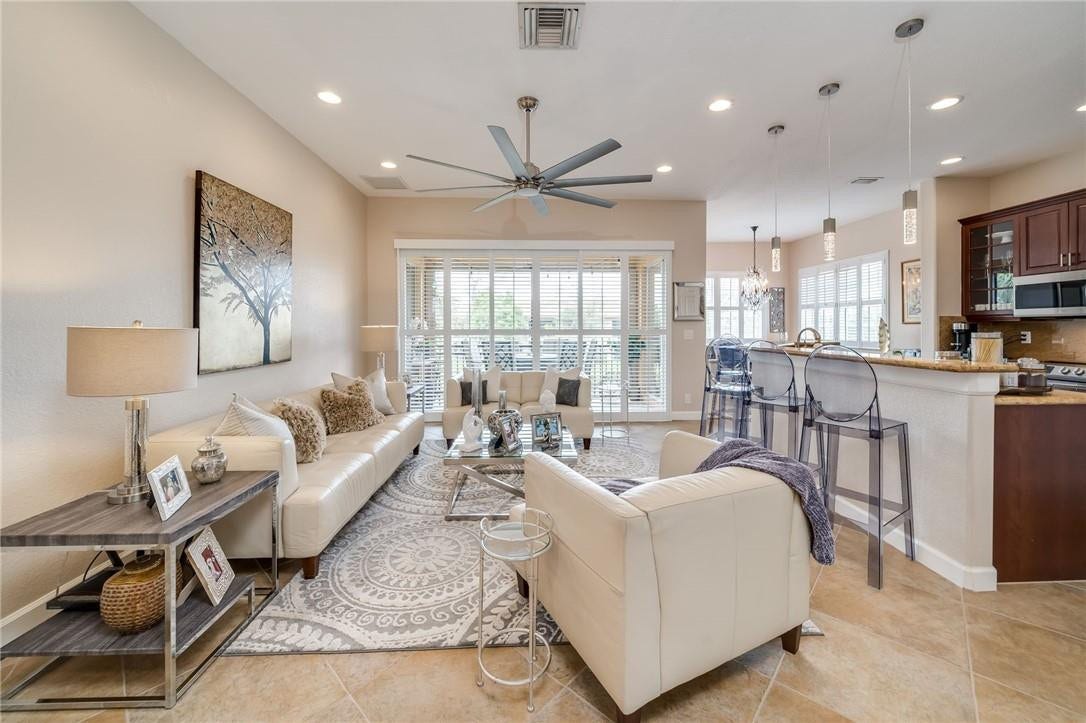 8012 NW 128th Lane, Parkland, FL 33076 Photo 8