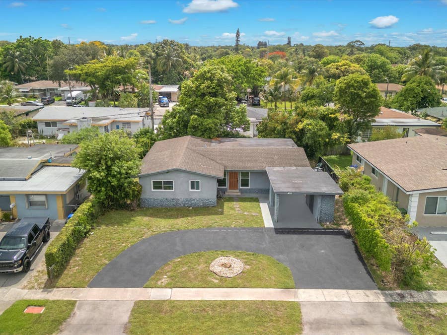 Property photo for 431 SW 29th Avenue, Fort Lauderdale, FL