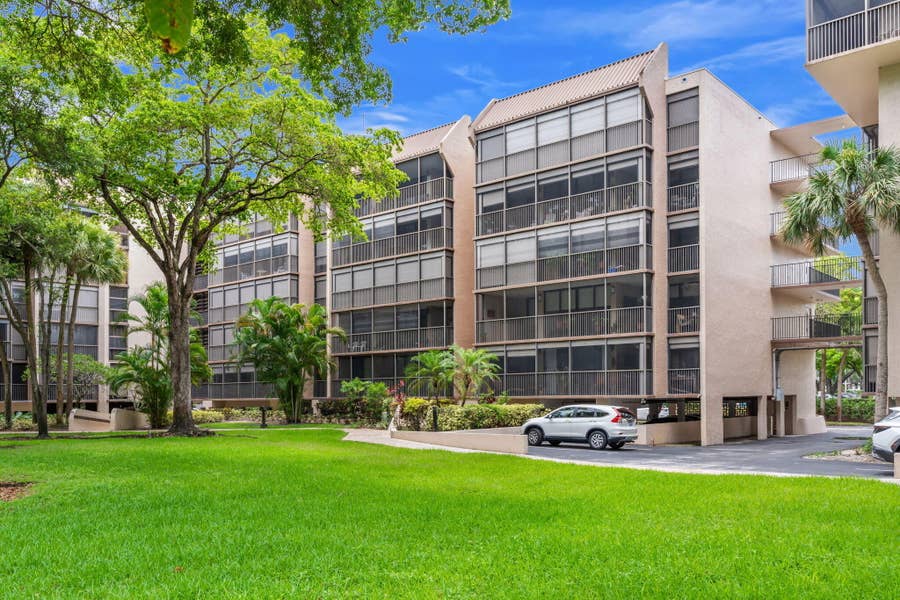 Property photo for 2816 N 46 Avenue, #J482, Hollywood, FL