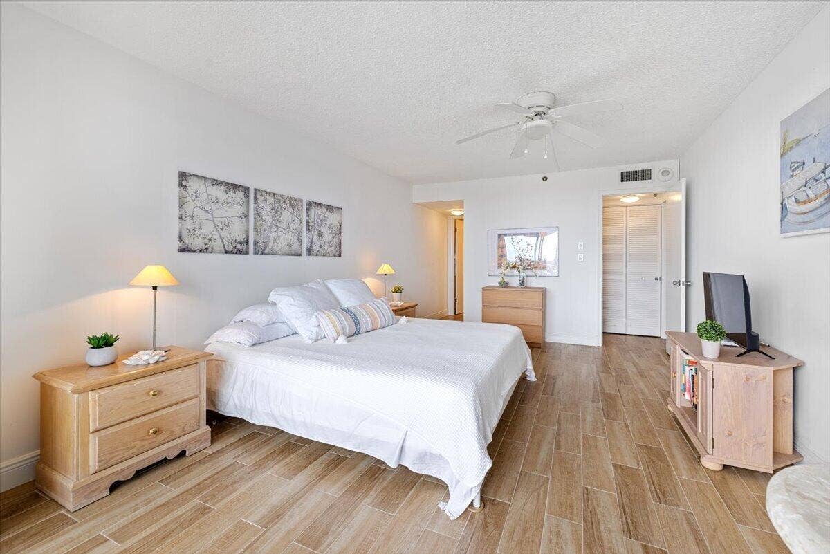 3912 S Ocean Boulevard, #1211, Highland Beach, FL 33487 04-1211 TM -1442
