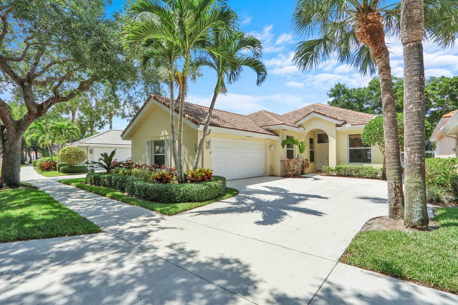 Property photo for 288 Sussex Circle, Jupiter, FL