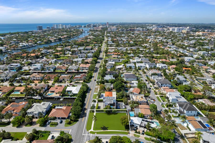 Property photo for 498 NE 14th Street, Boca Raton, FL