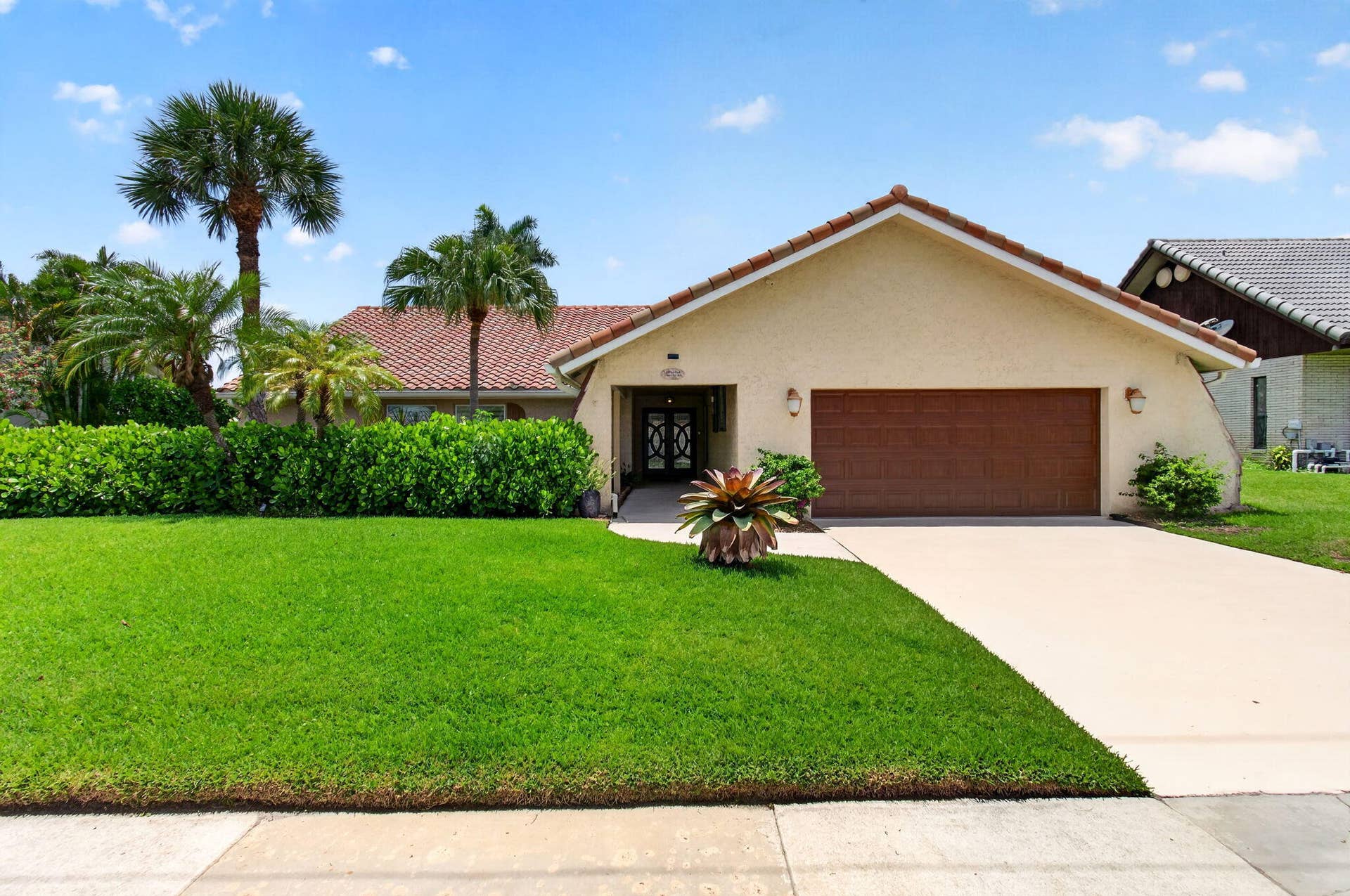 2355 Deer Creek Country Club Boulevard, Deerfield Beach, FL 33442 3-web-or-mls-DSC_6288