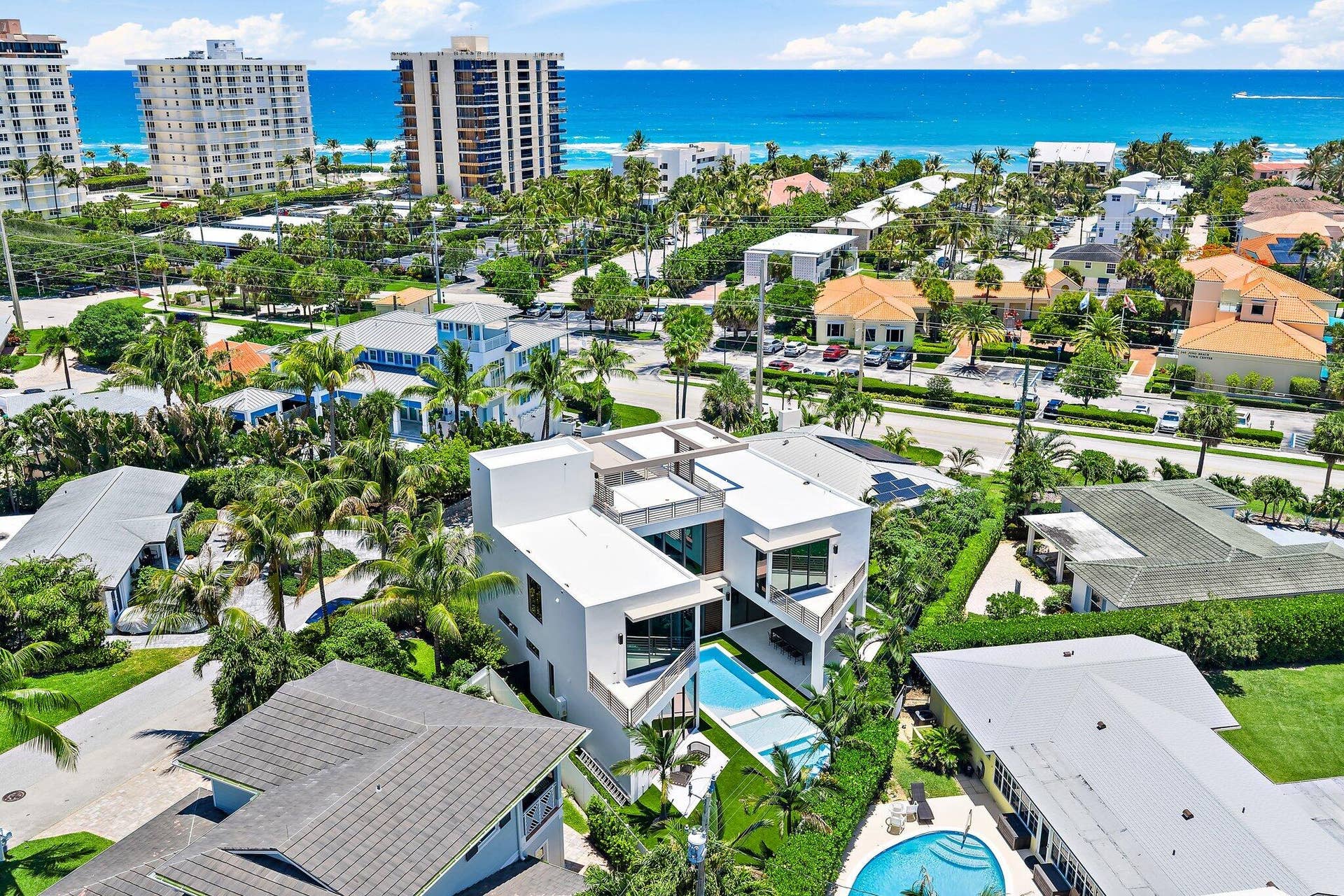390 Jupiter Lane, Juno Beach, FL 33408 017-390JupiterLn-JunoBeach-SMALL - Copy