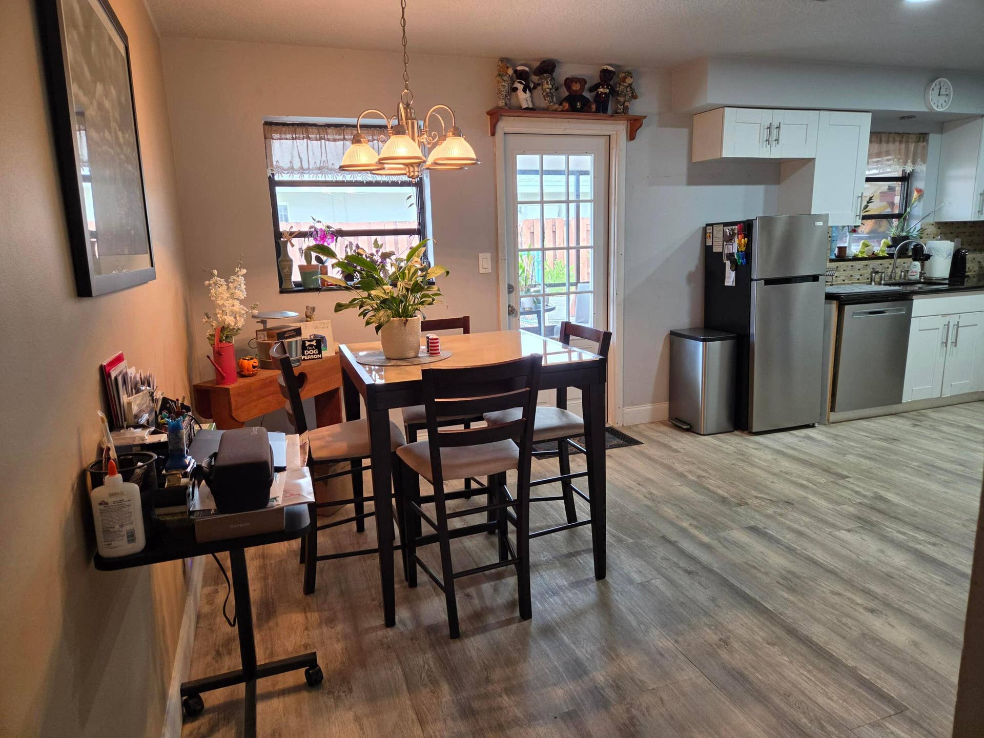 608-612 NE 21st Court, Wilton Manors, FL 33305 612 - Dining area