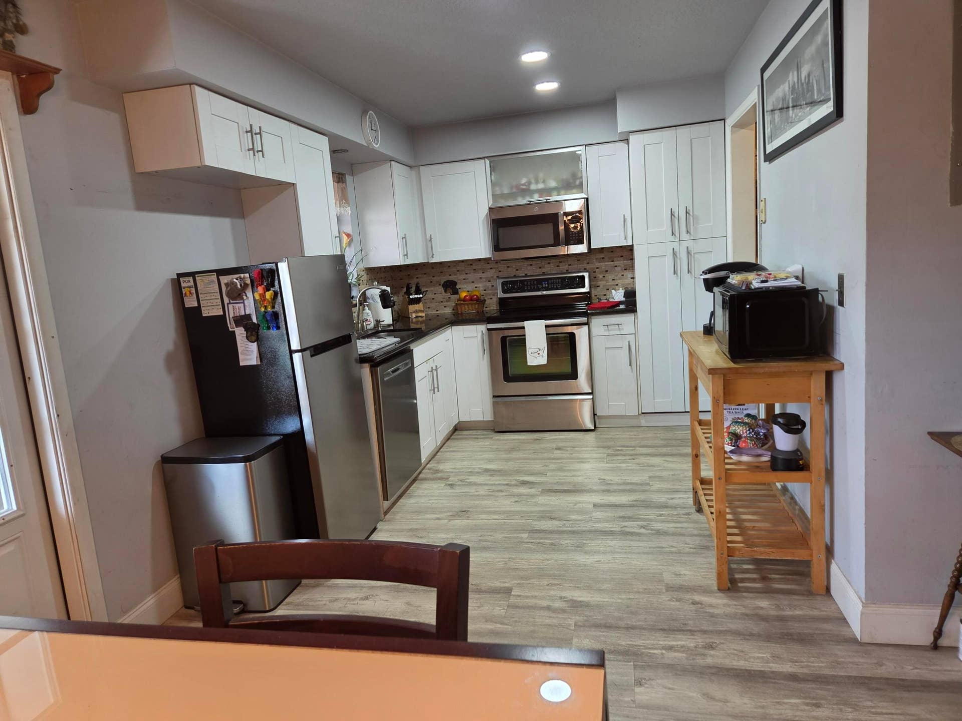 608-612 NE 21st Court, Wilton Manors, FL 33305 612- Kitchen