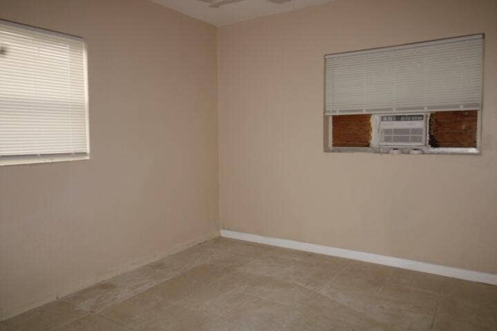1417 W 32nd Street, Riviera Beach, FL 33404 IMG_1148_inPixio