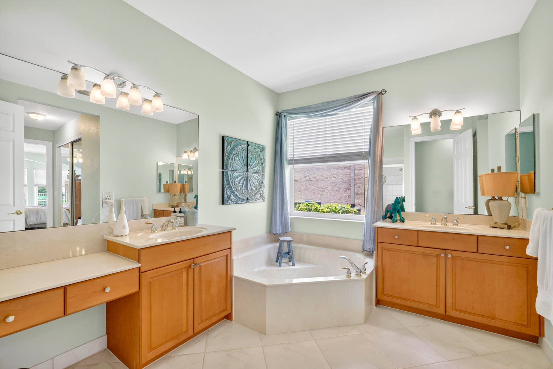 11772 Bayou Lane, Boca Raton, FL 33498 24-8I8A1072