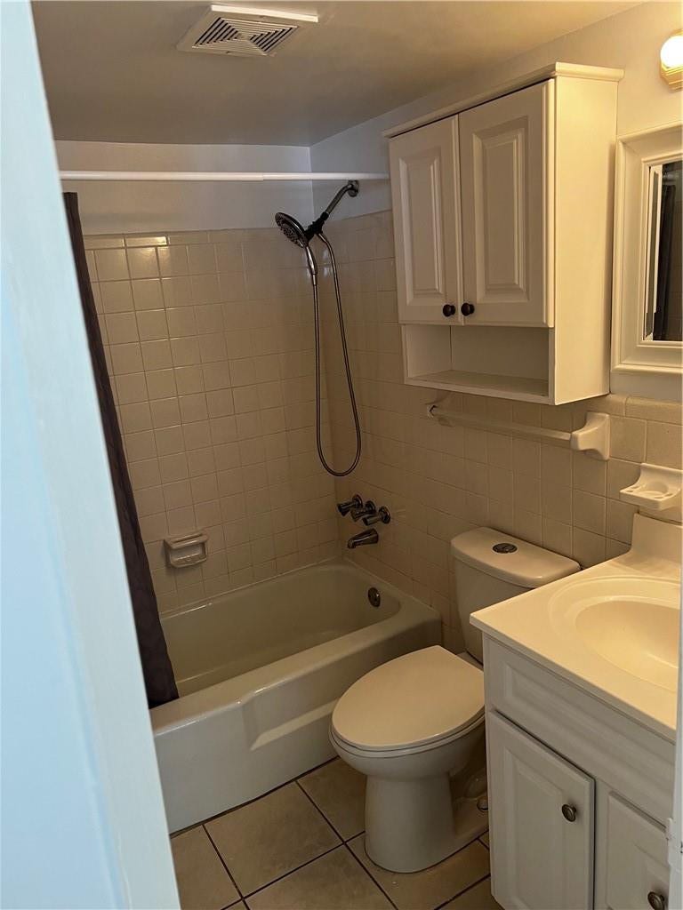701 Pine Drive, #204, Pompano Beach, Pompano Beach, FL 33060 Photo 17