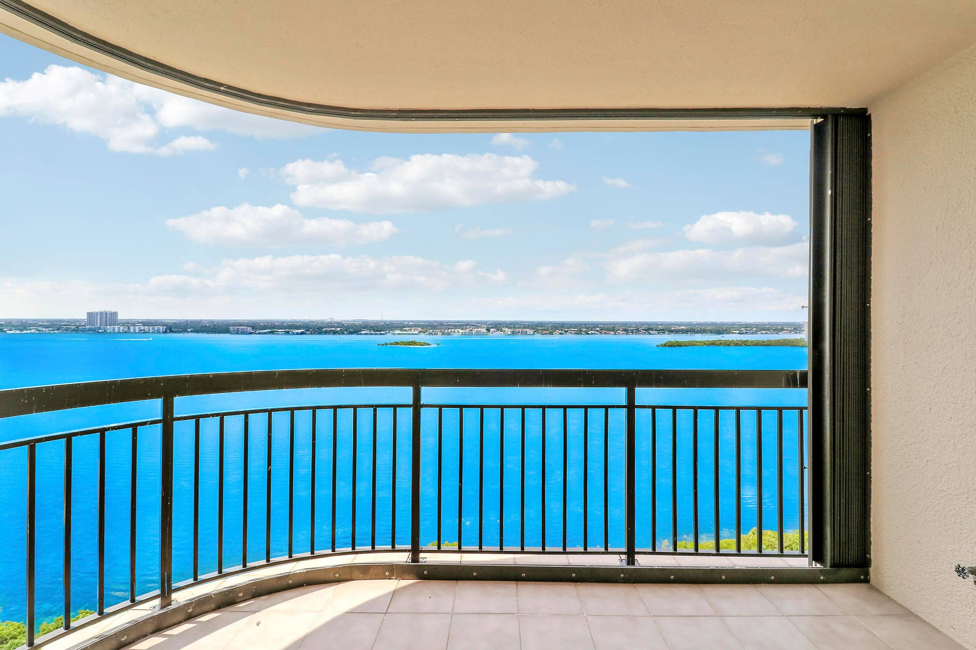 5380 N Ocean Drive, #22j, Riviera Beach, Singer Island, FL 33404 20250917181634119897000000-o