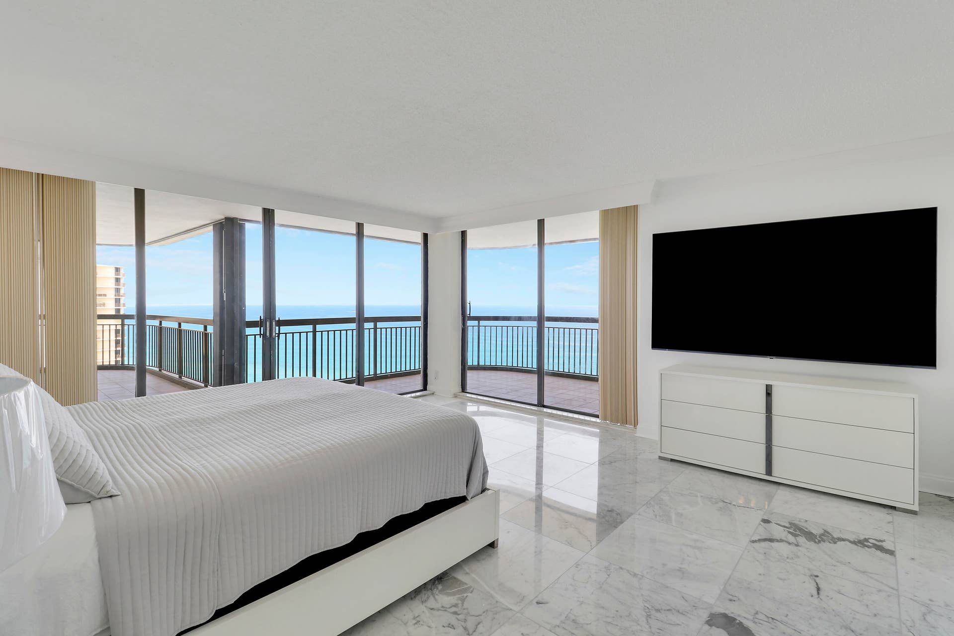 5380 N Ocean Drive, #22j, Riviera Beach, Singer Island, FL 33404 20250917181417086808000000-o