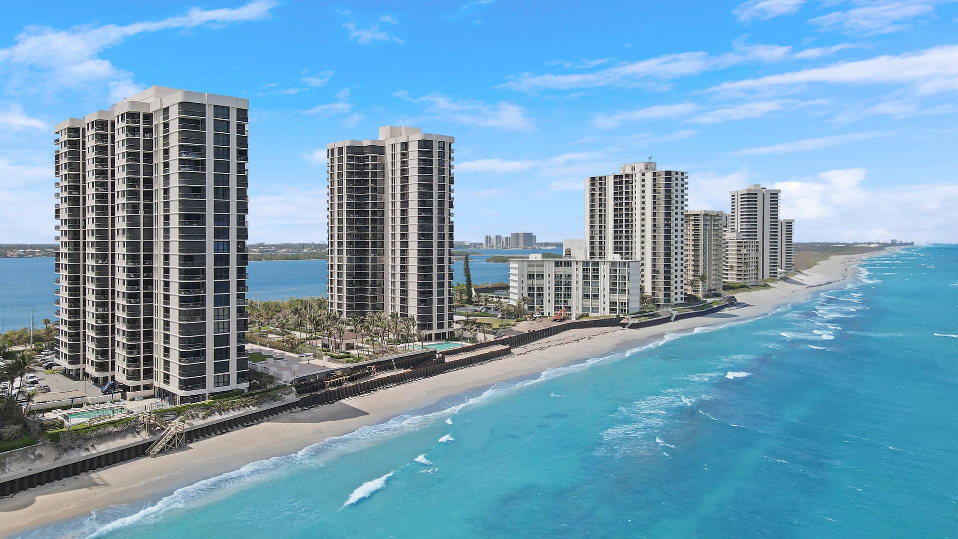 5380 N Ocean Drive, #22j, Riviera Beach, Singer Island, FL 33404 20250917183357957533000000-o (2)