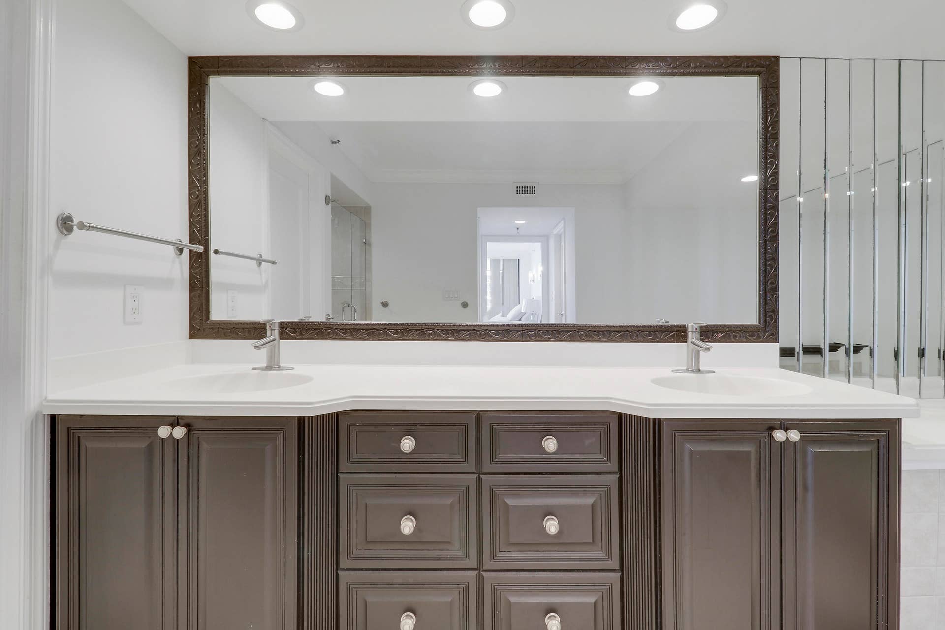 5380 N Ocean Drive, #22j, Riviera Beach, Singer Island, FL 33404 20250917181521358658000000-o