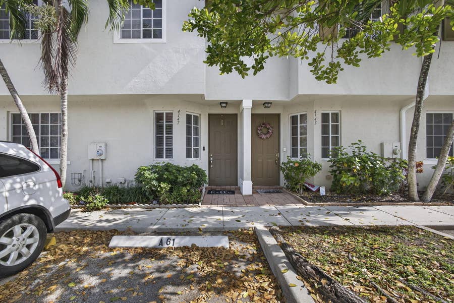 Property photo for 4147 Napoli Lake Drive, West Palm Beach, FL
