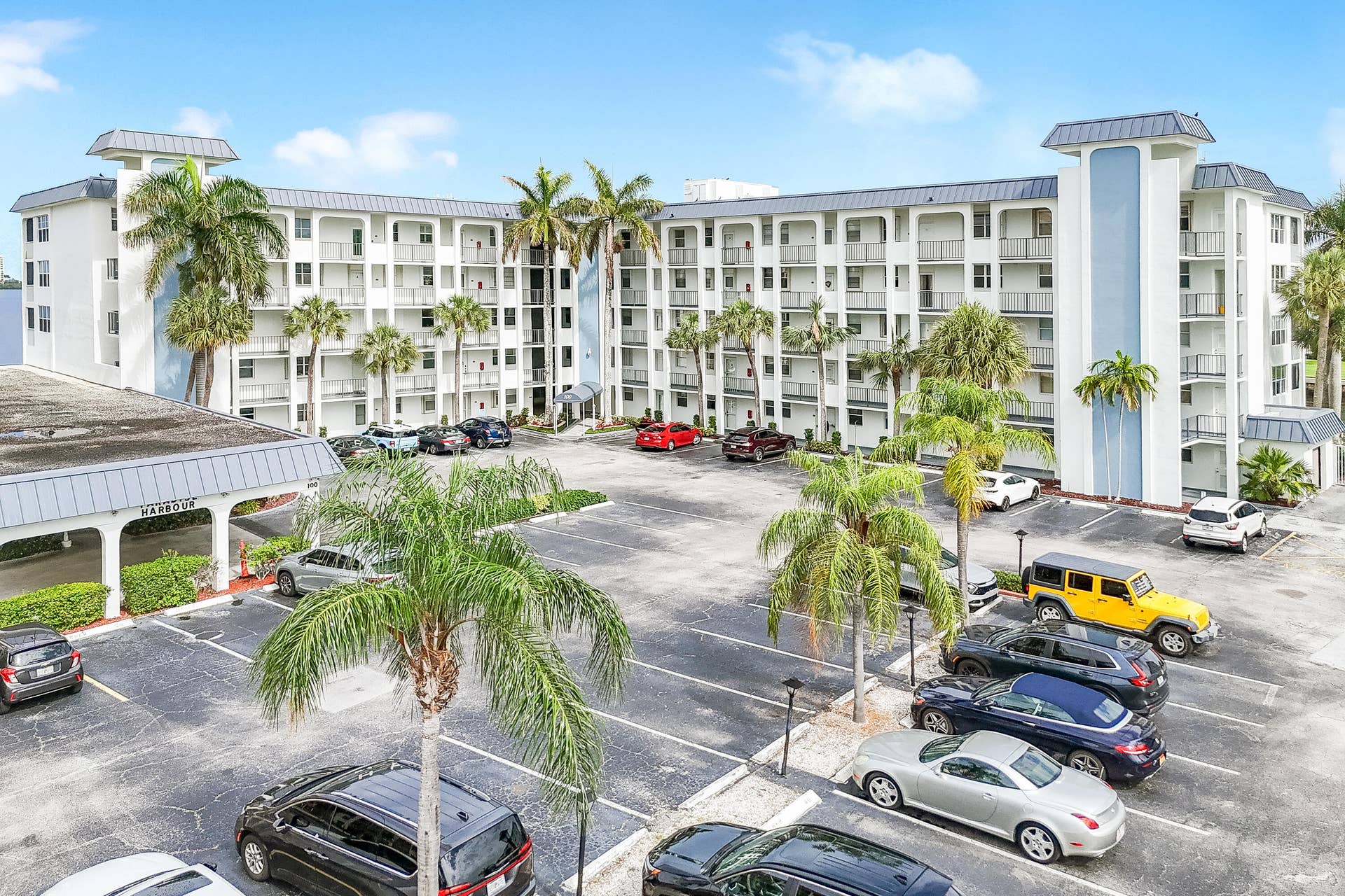 100 Paradise Harbour Boulevard, #211, North Palm Beach, FL 33408 DJI_20260601162844_0040_D