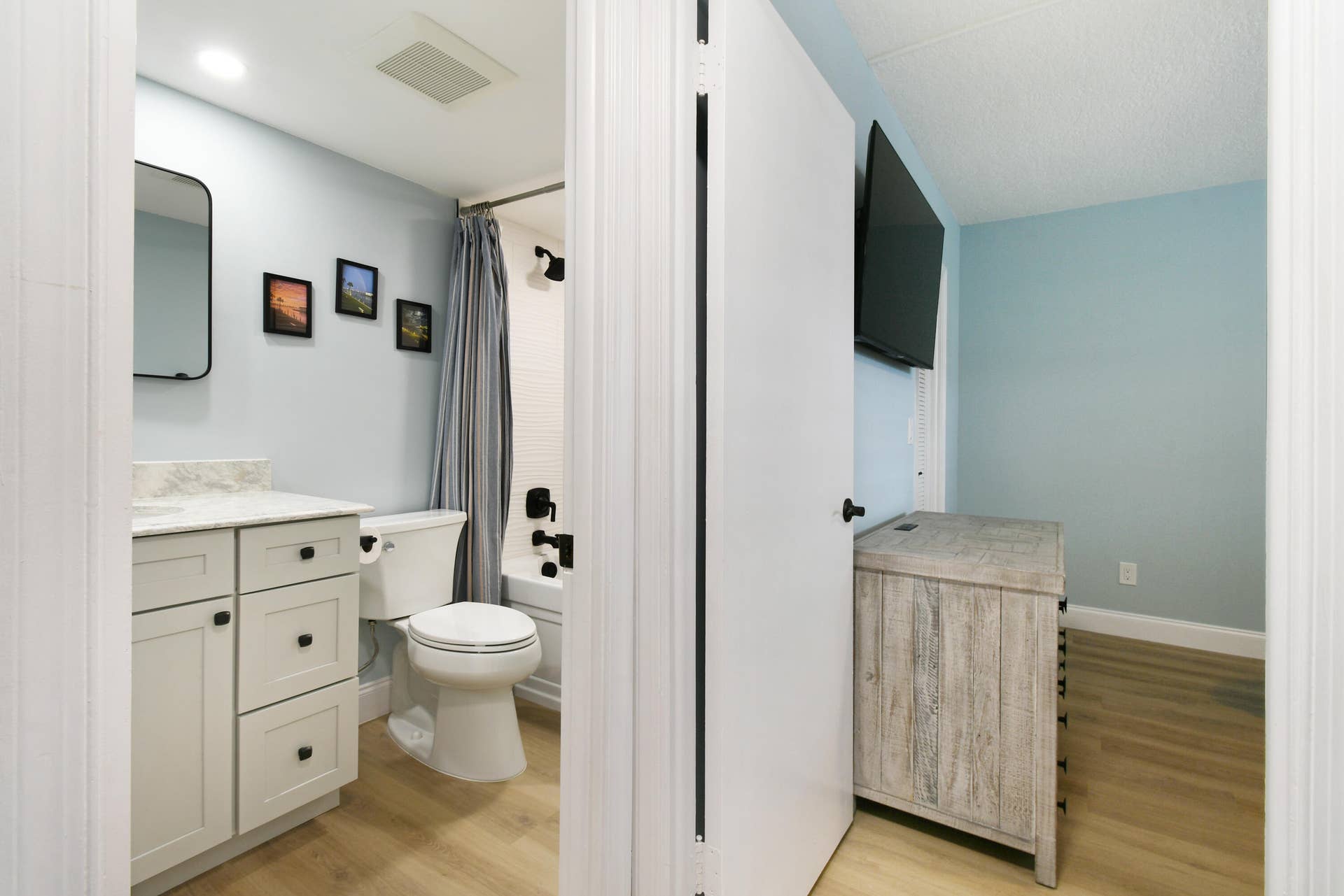 100 Paradise Harbour Boulevard, #211, North Palm Beach, FL 33408 DSC_8311