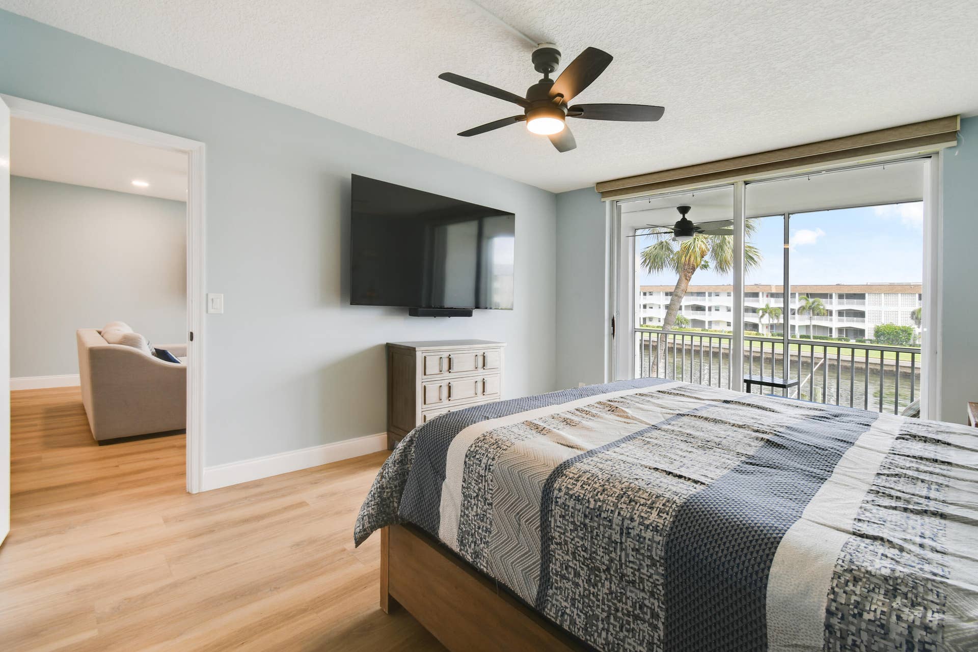 100 Paradise Harbour Boulevard, #211, North Palm Beach, FL 33408 DSC_8395