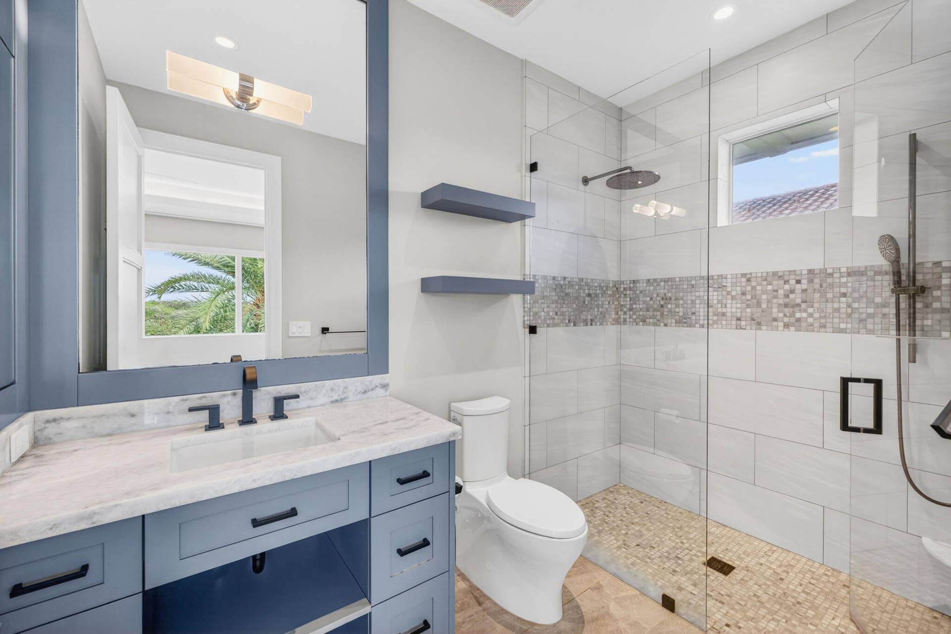 Bedroom Suite 4 Bathroom