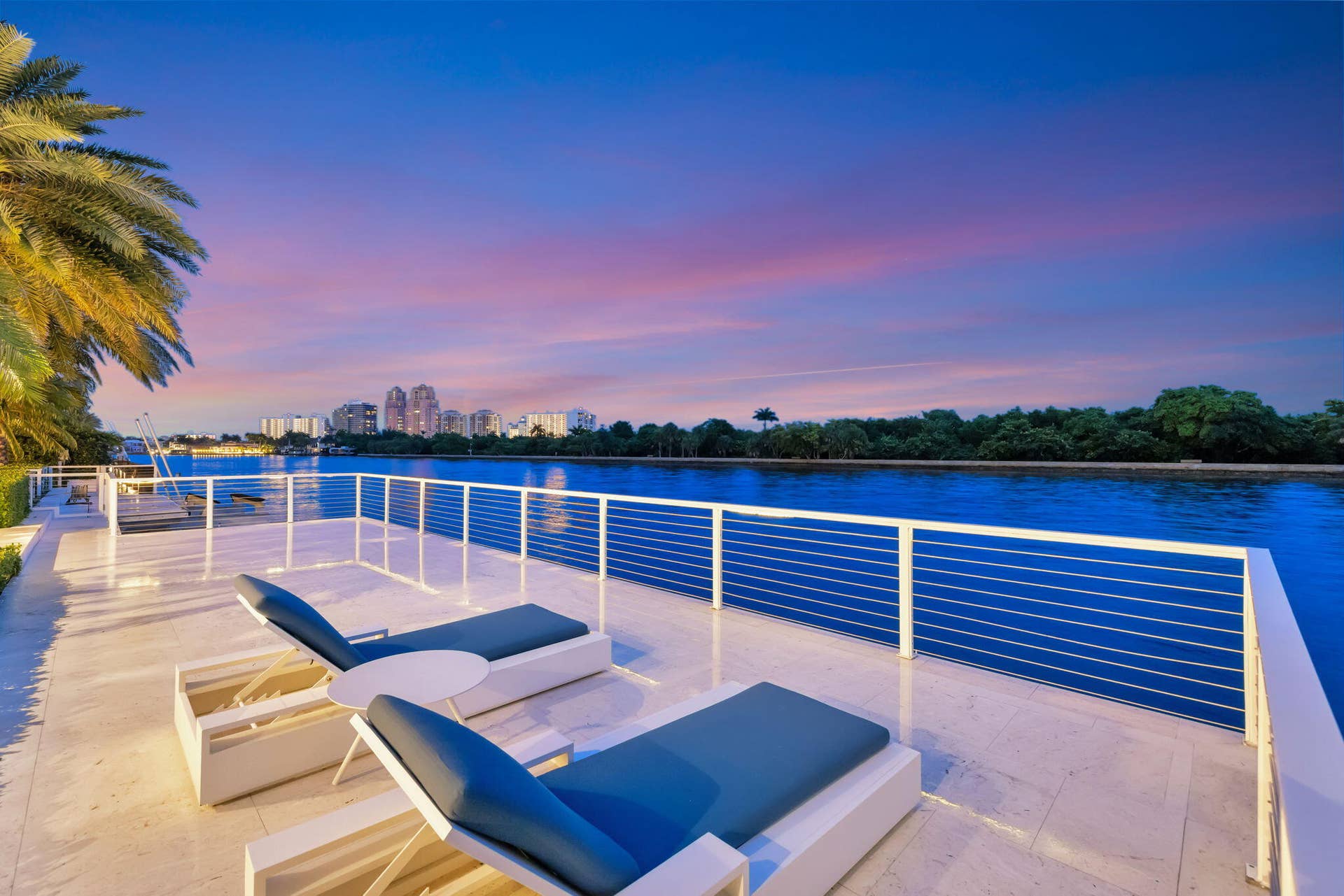 Additional Intracoastal Seating