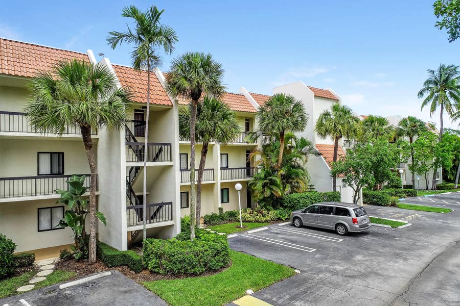 Property photo for 3000 Presidential Way, #401, West Palm Beach, FL