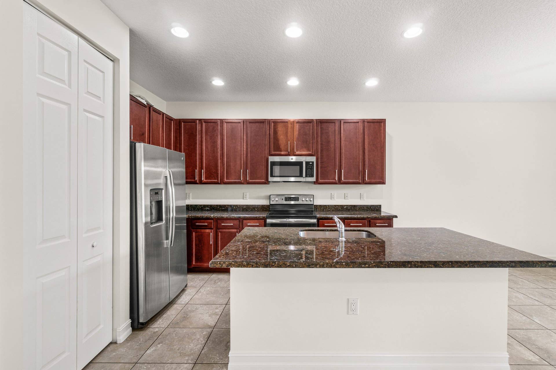 14018 Gold Tigereye Trail, Delray Beach, FL 33446 Chef's Kitchen