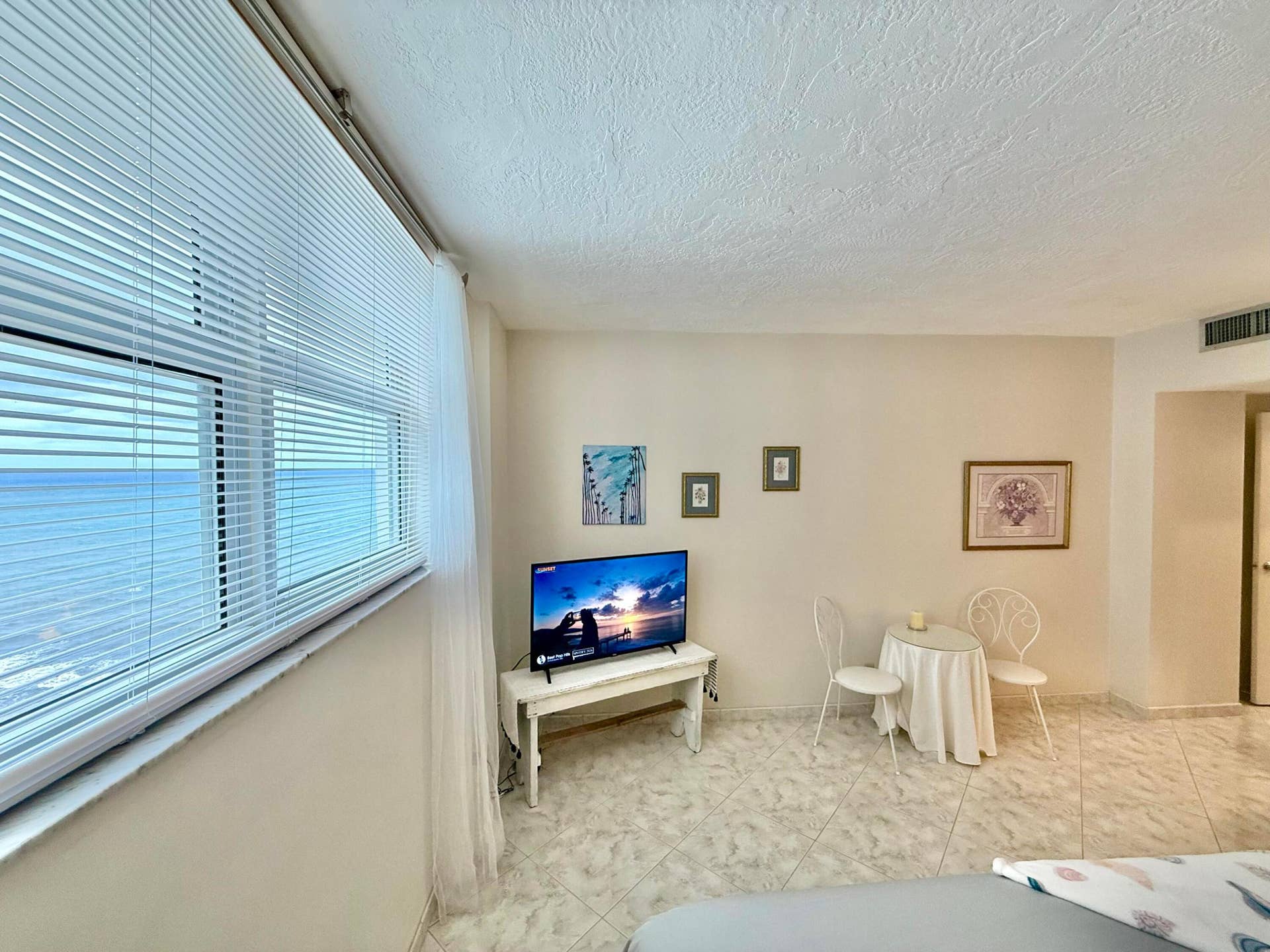 4250 Galt Ocean Drive, #14t, Fort Lauderdale, Fort Lauderdale, FL 33308 IMG_8455