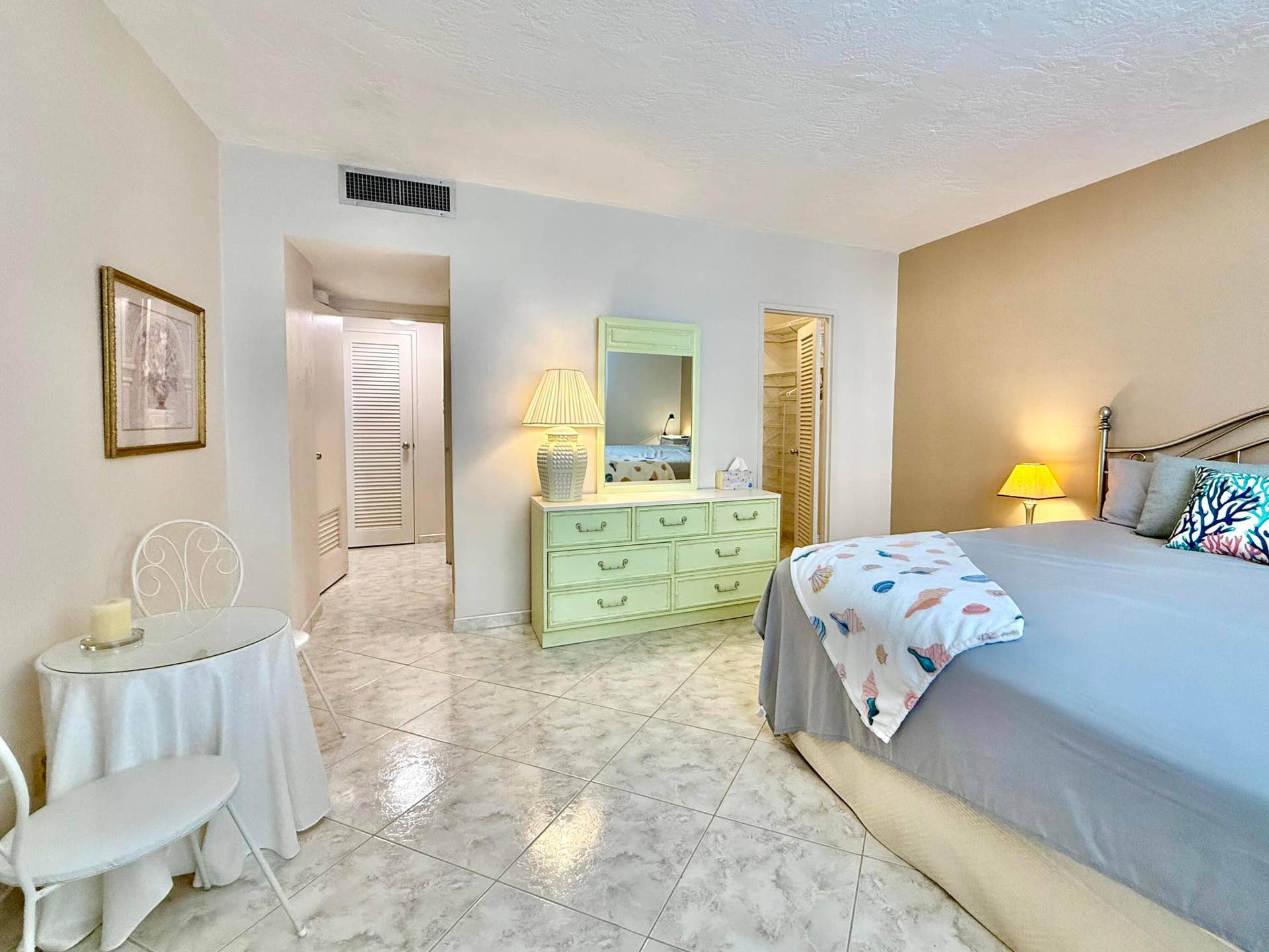 4250 Galt Ocean Drive, #14t, Fort Lauderdale, Fort Lauderdale, FL 33308 IMG_8457