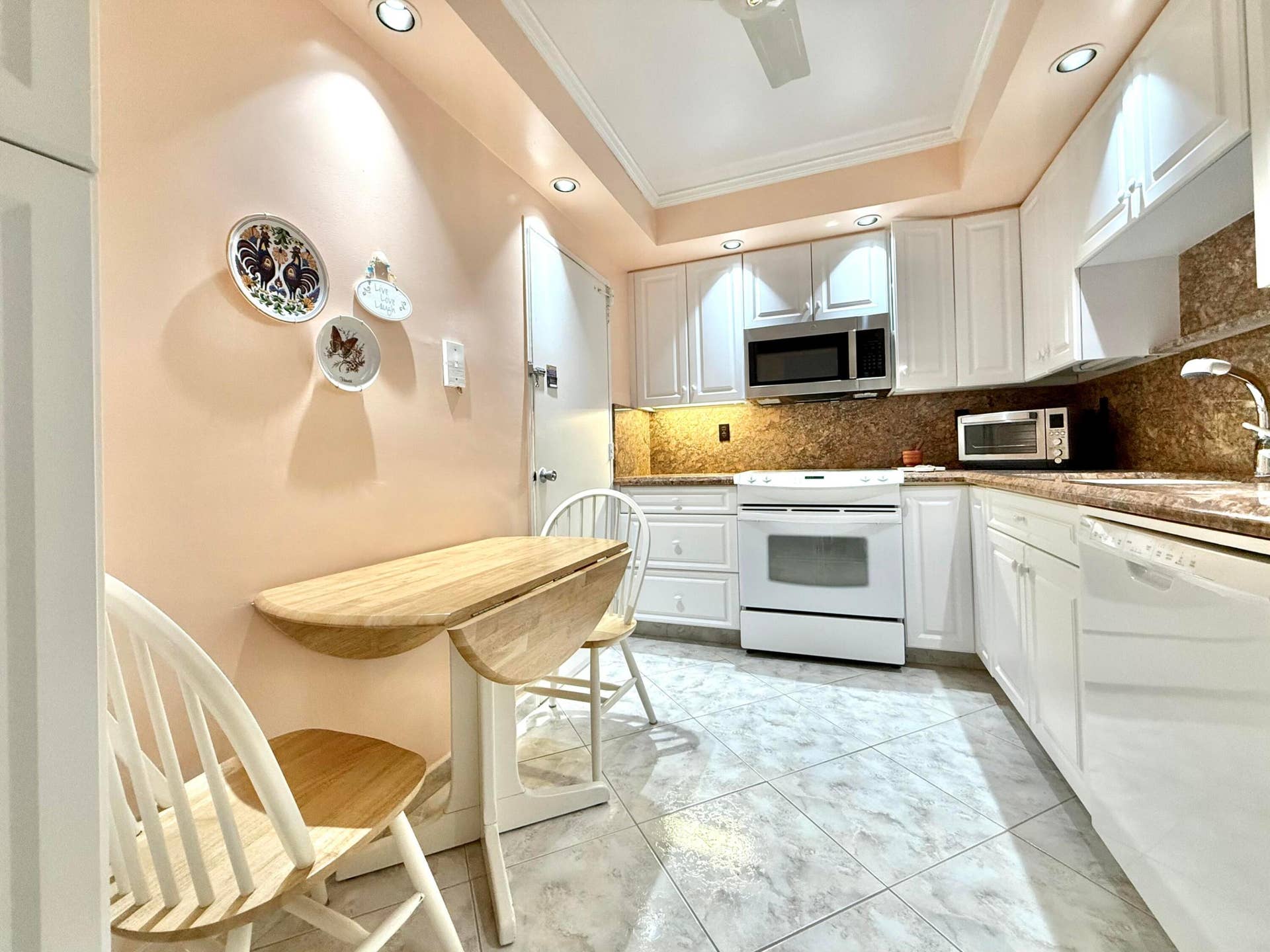 4250 Galt Ocean Drive, #14t, Fort Lauderdale, Fort Lauderdale, FL 33308 IMG_8416