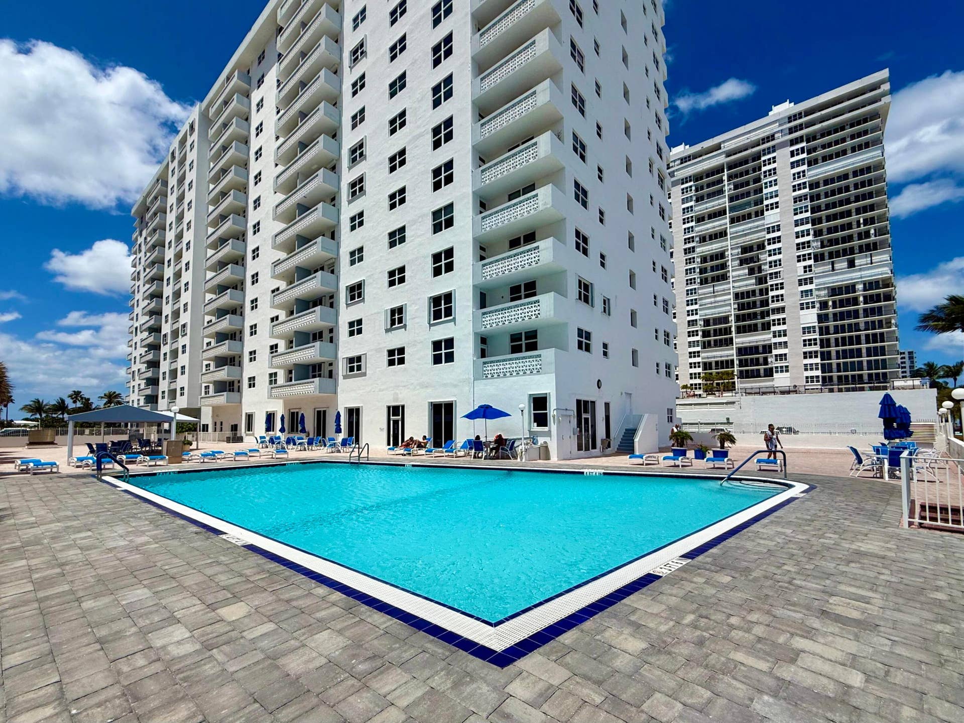 4250 Galt Ocean Drive, #14t, Fort Lauderdale, Fort Lauderdale, FL 33308 IMG_7090