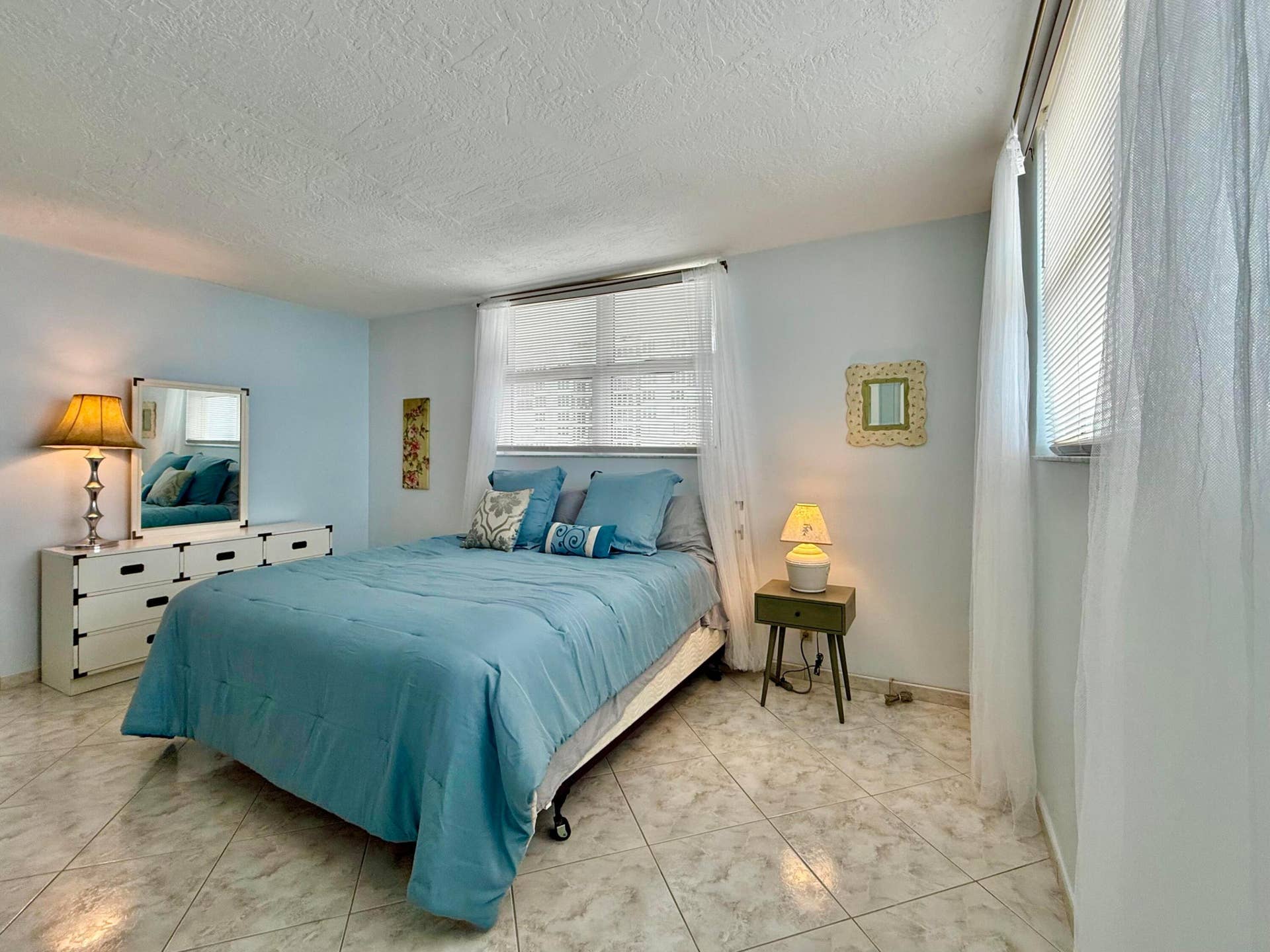 4250 Galt Ocean Drive, #14t, Fort Lauderdale, Fort Lauderdale, FL 33308 IMG_8429
