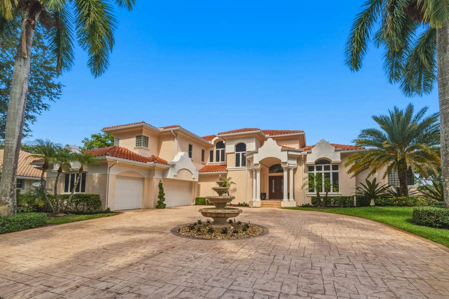 Property photo for 1819 NW 124th Avenue, Coral Springs, FL