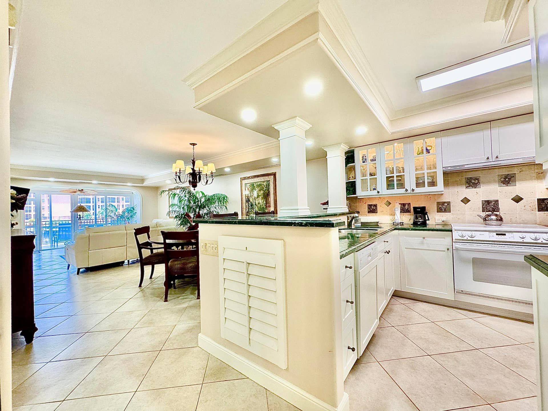 2871 N Ocean Boulevard, #M132, Boca Raton, FL 33431 IMG_7751