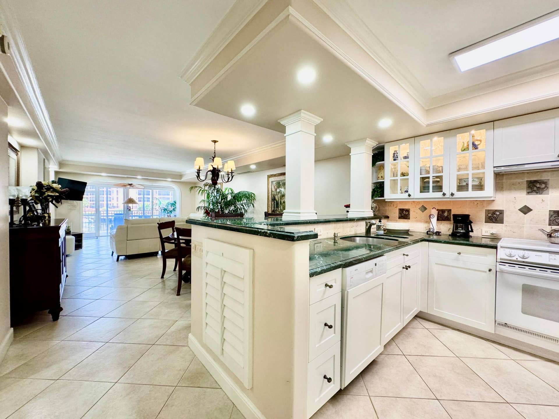 2871 N Ocean Boulevard, #M132, Boca Raton, FL 33431 IMG_7743