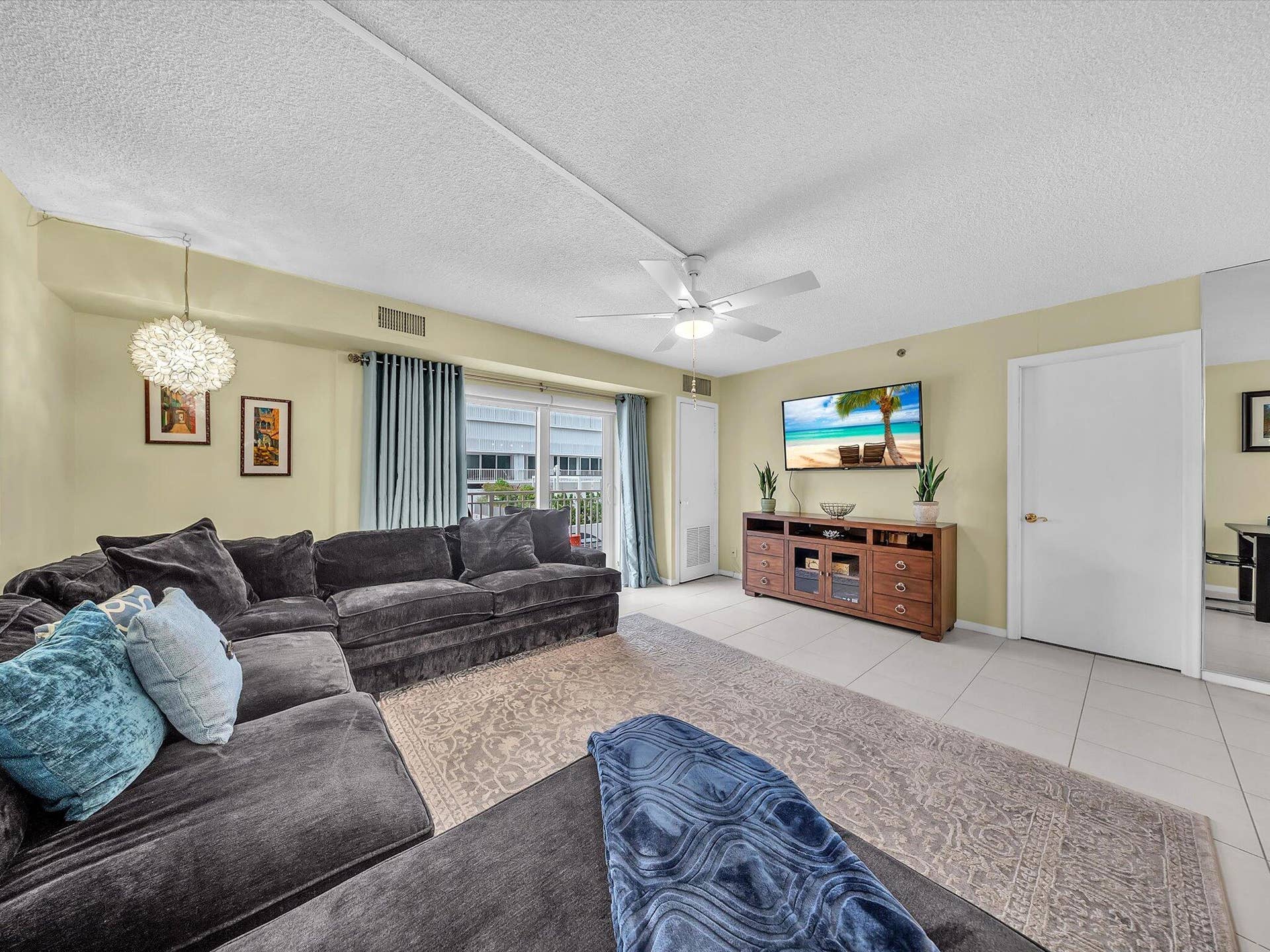 3215 S Ocean Boulevard, #104, Highland Beach, FL 33487 18-DSC9978