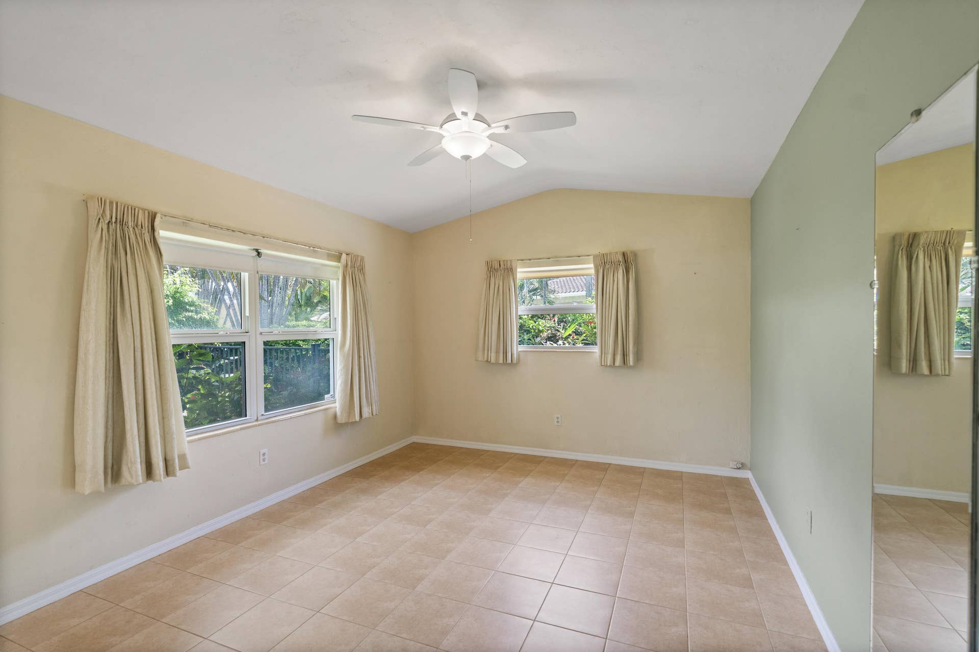 1705 NE 26th Avenue, Fort Lauderdale, FL 33305 DSC06306