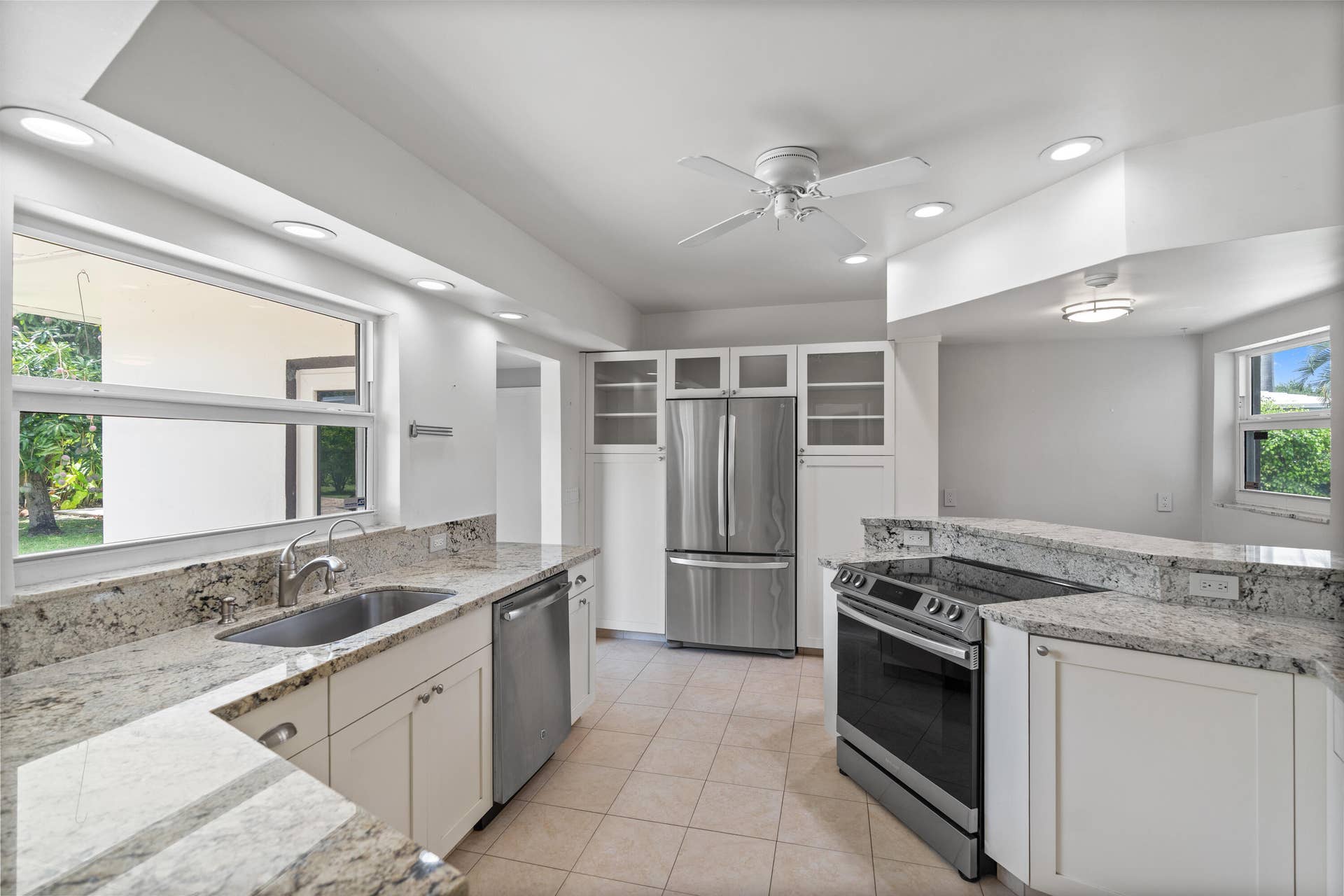1705 NE 26th Avenue, Fort Lauderdale, FL 33305 DSC06336