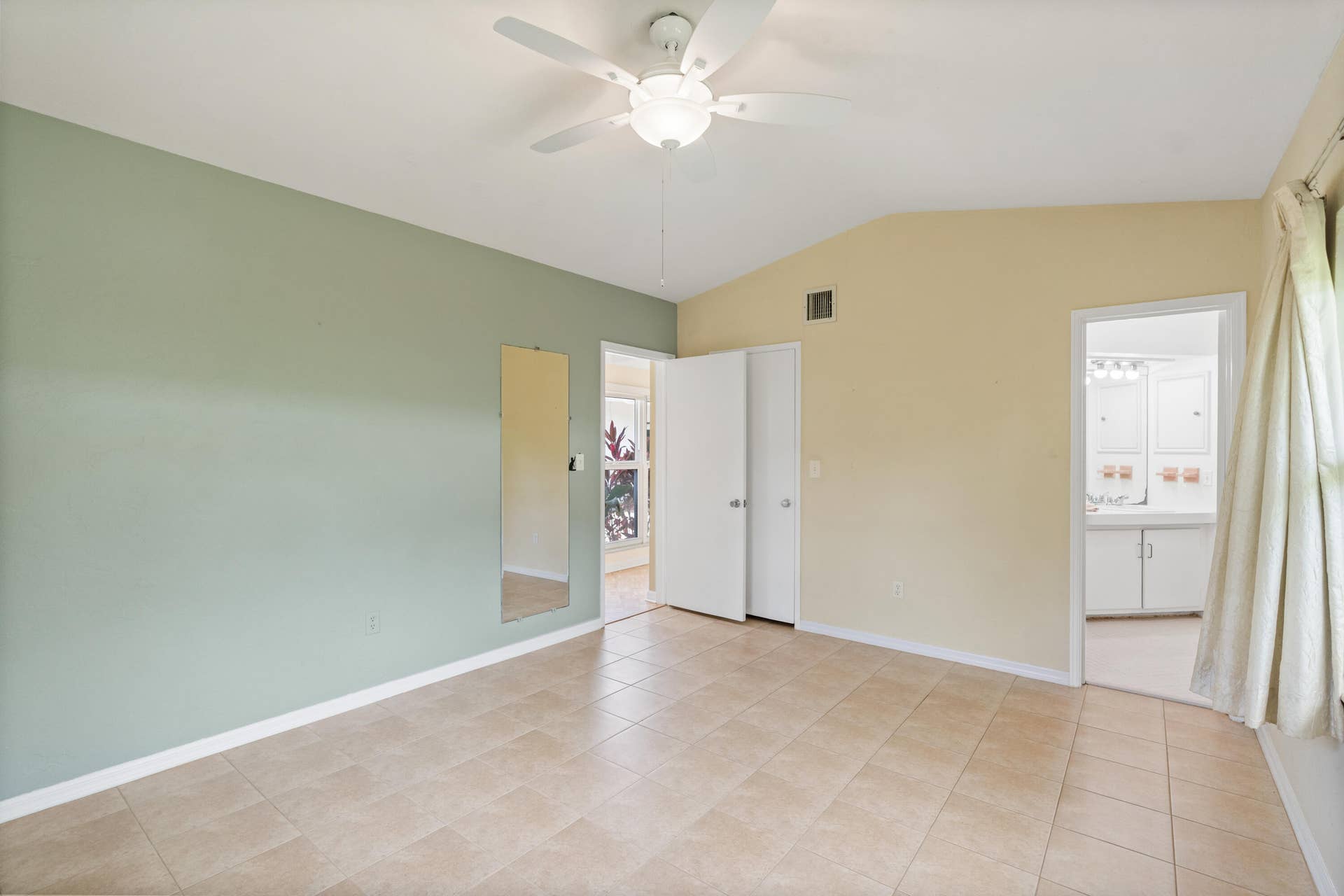 1705 NE 26th Avenue, Fort Lauderdale, FL 33305 DSC06312