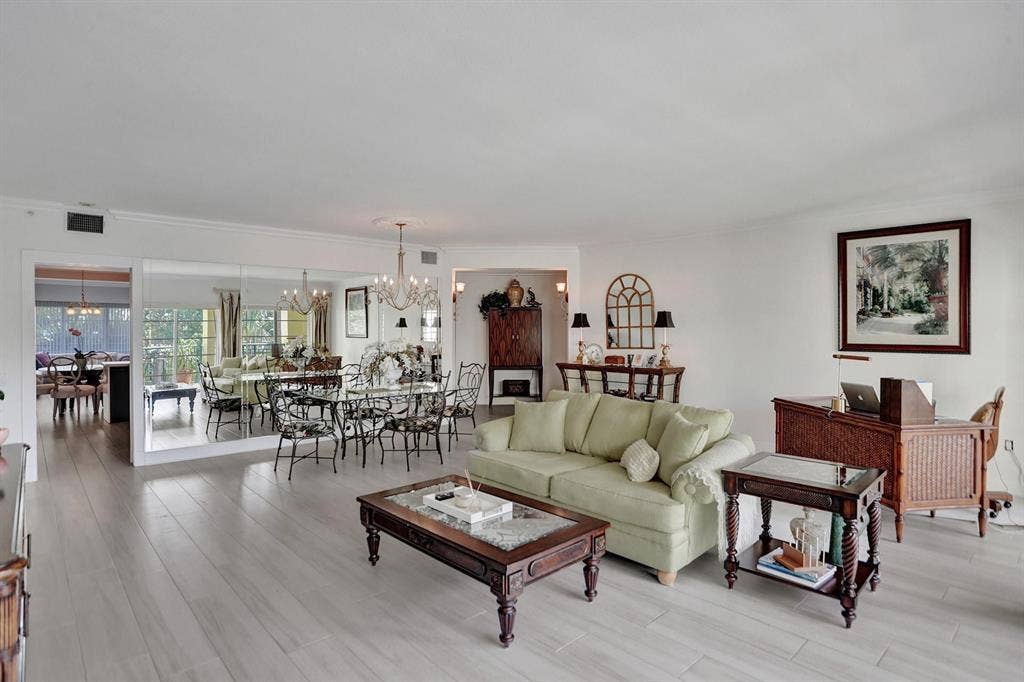 1228 Hillsboro, #204, Hillsboro Beach, FL 33062 LIVING ROOM