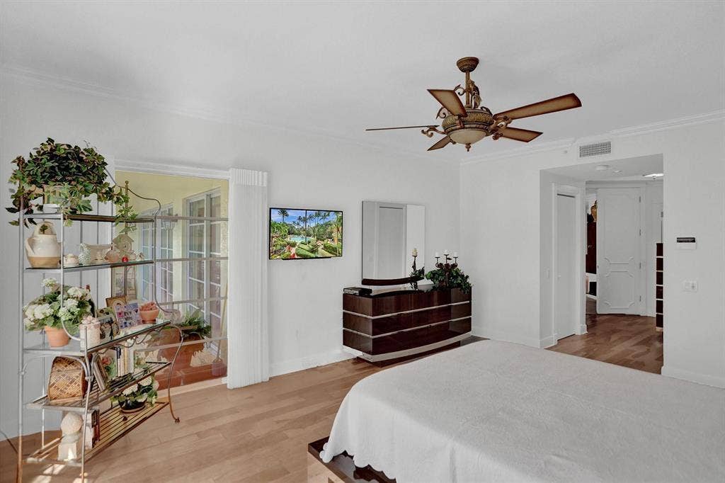1228 Hillsboro, #204, Hillsboro Beach, FL 33062 PRIMARY BEDROOM