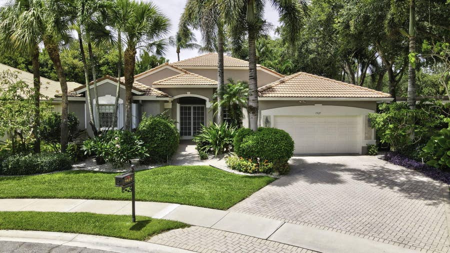 Property photo for 7527 Monticello Way, Boynton Beach, FL