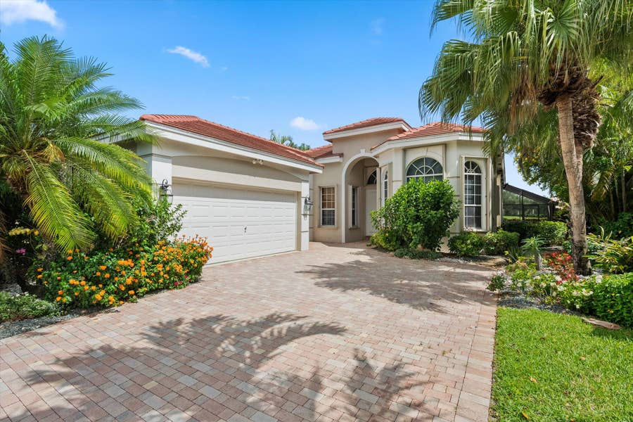 Property photo for 10911 Royal Devon Way, Lake Worth, FL
