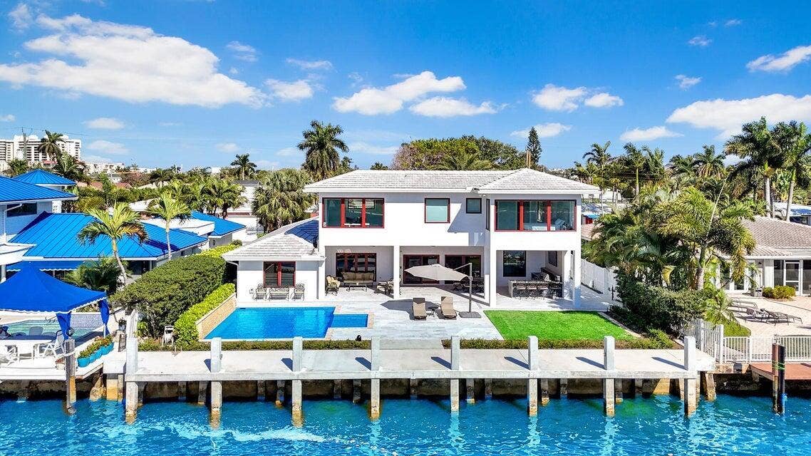 4555 W Tradewinds Avenue, Lauderdale By The Sea, FL 33308 Private Bock Dock and Sea Wall