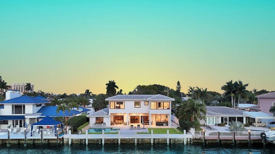 4555 W Tradewinds Avenue, Lauderdale By The Sea, FL 33308 Back of Home
